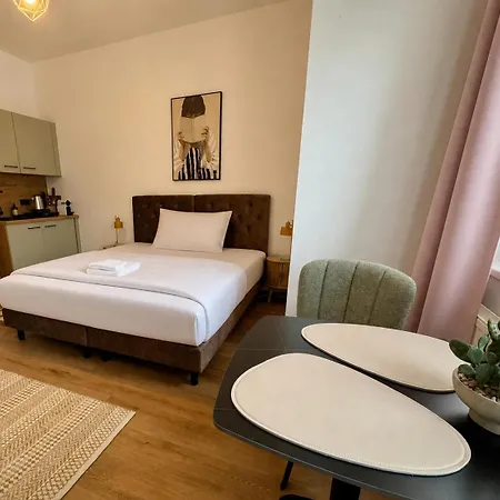 Appartement Klimatisiertes Ruhiges Altstadt-studio Im Zentrum - Herrenplatz Sankt Poelten