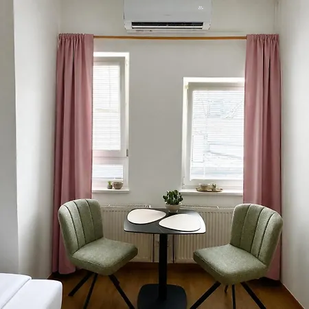 Lejlighed Klimatisiertes Ruhiges Altstadt-studio Im Zentrum - Herrenplatz Sankt Poelten